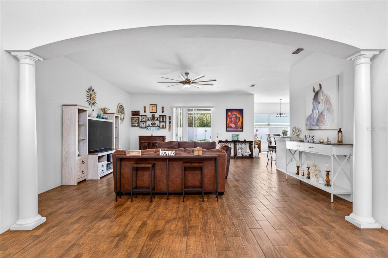 1614 Prairie Blossom Drive , Lakeland, FL 33810 Photo