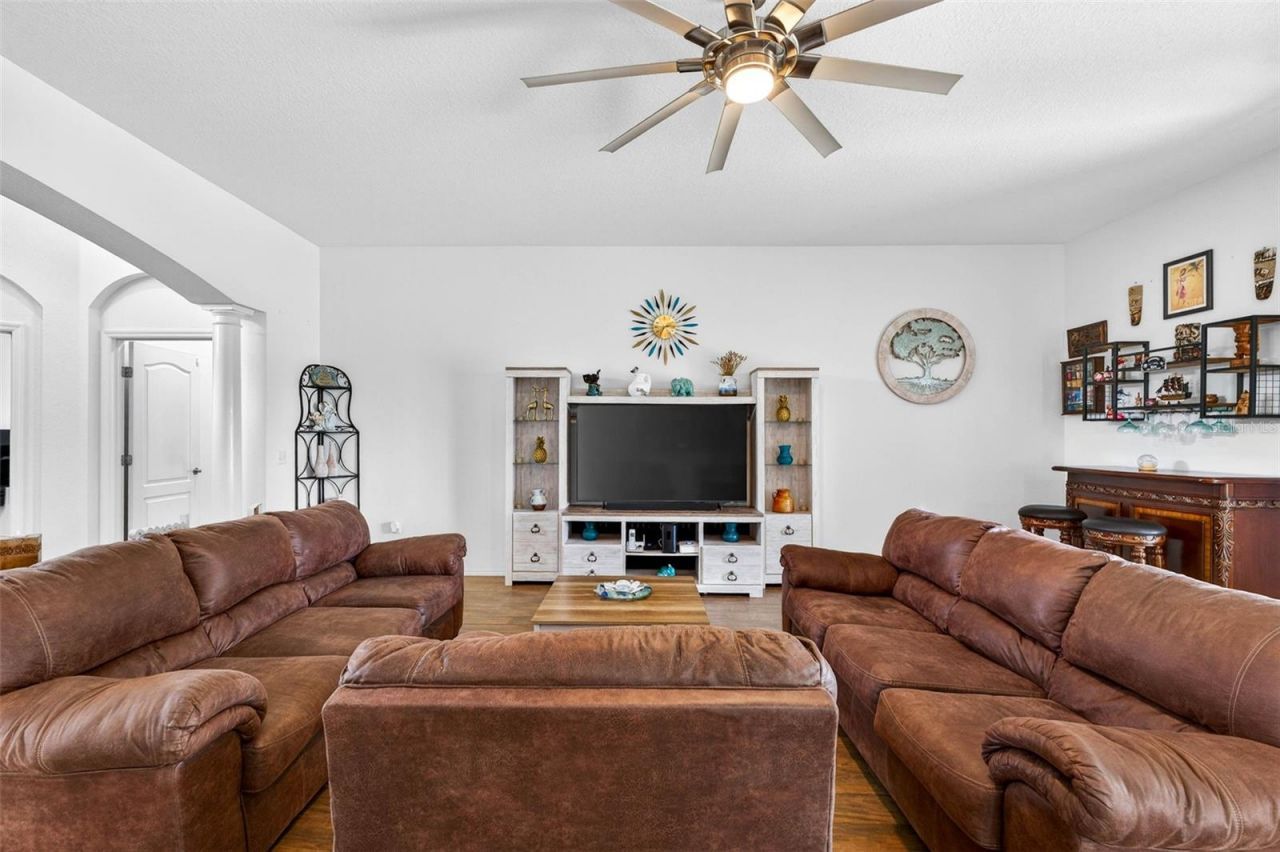 1614 Prairie Blossom Drive , Lakeland, FL 33810 Photo