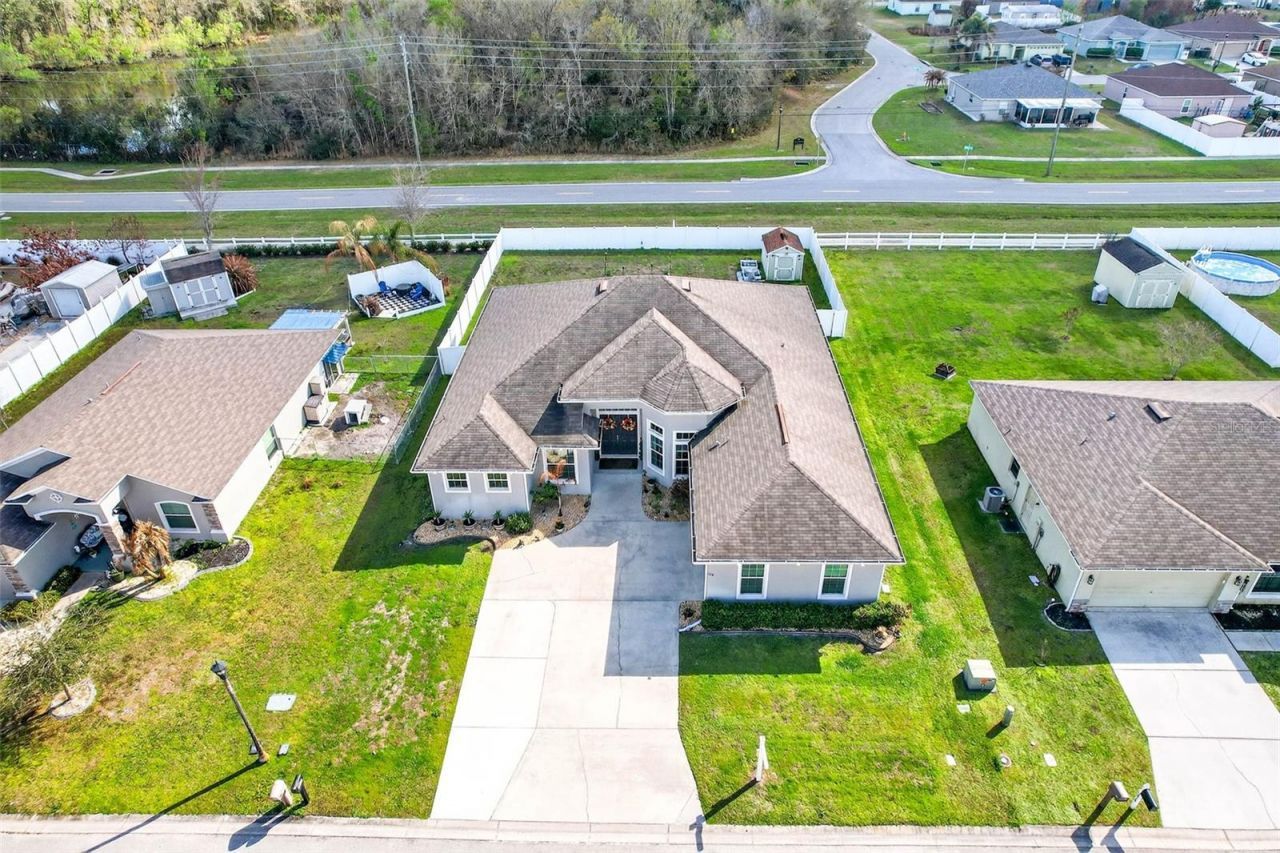 1614 Prairie Blossom Drive , Lakeland, FL 33810 Photo