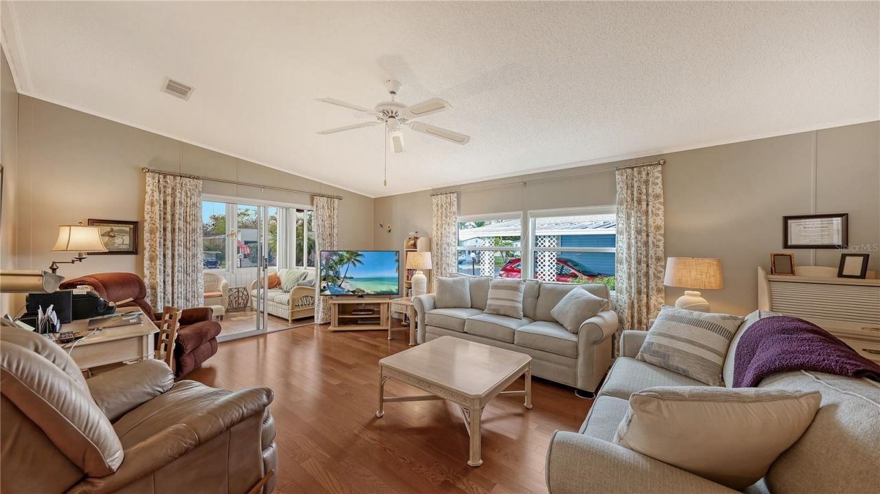 5707 45th Street E, Unit 253, Bradenton, FL 34203 Photo