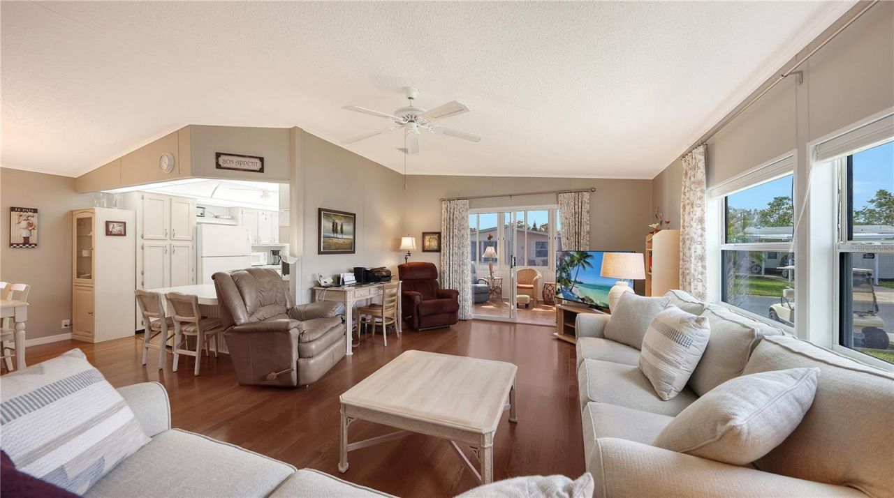 5707 45th Street E, Unit 253, Bradenton, FL 34203 Photo