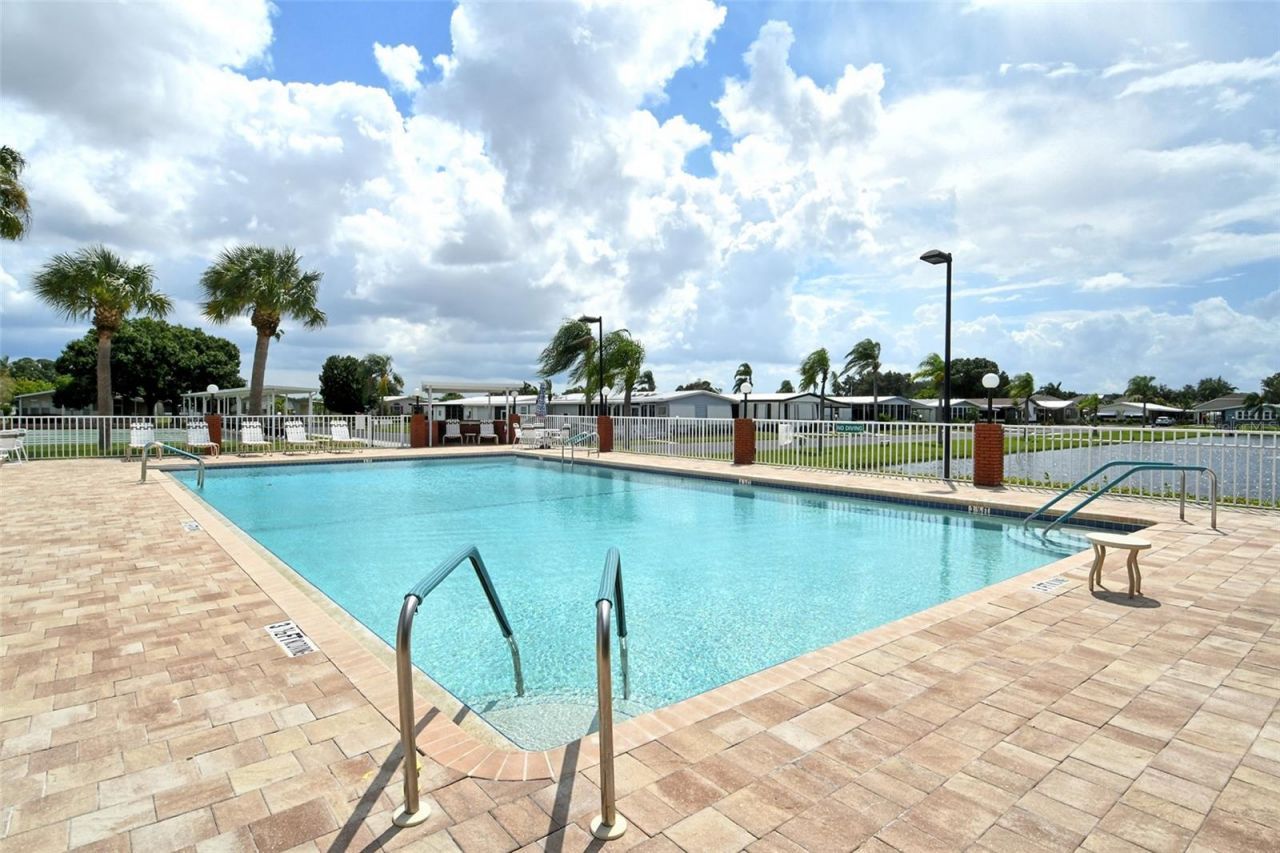 5707 45th Street E, Unit 253, Bradenton, FL 34203 Photo