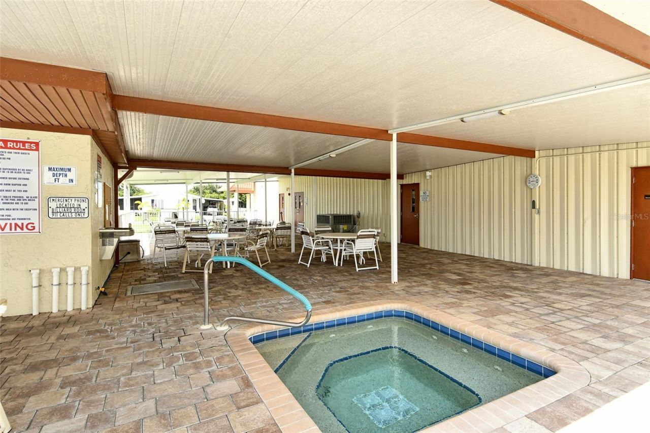 5707 45th Street E, Unit 253, Bradenton, FL 34203 Photo