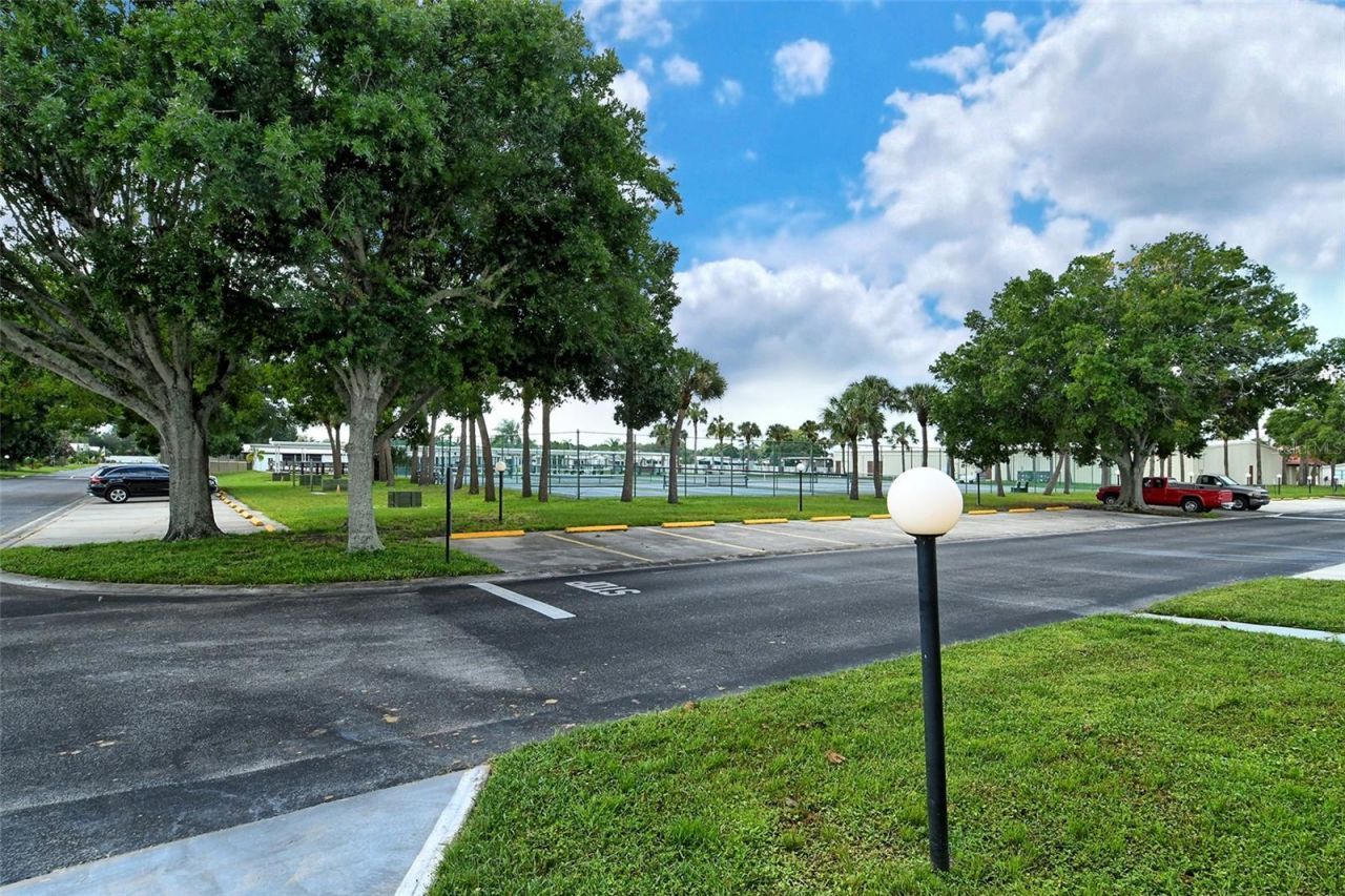 5707 45th Street E, Unit 253, Bradenton, FL 34203 Photo