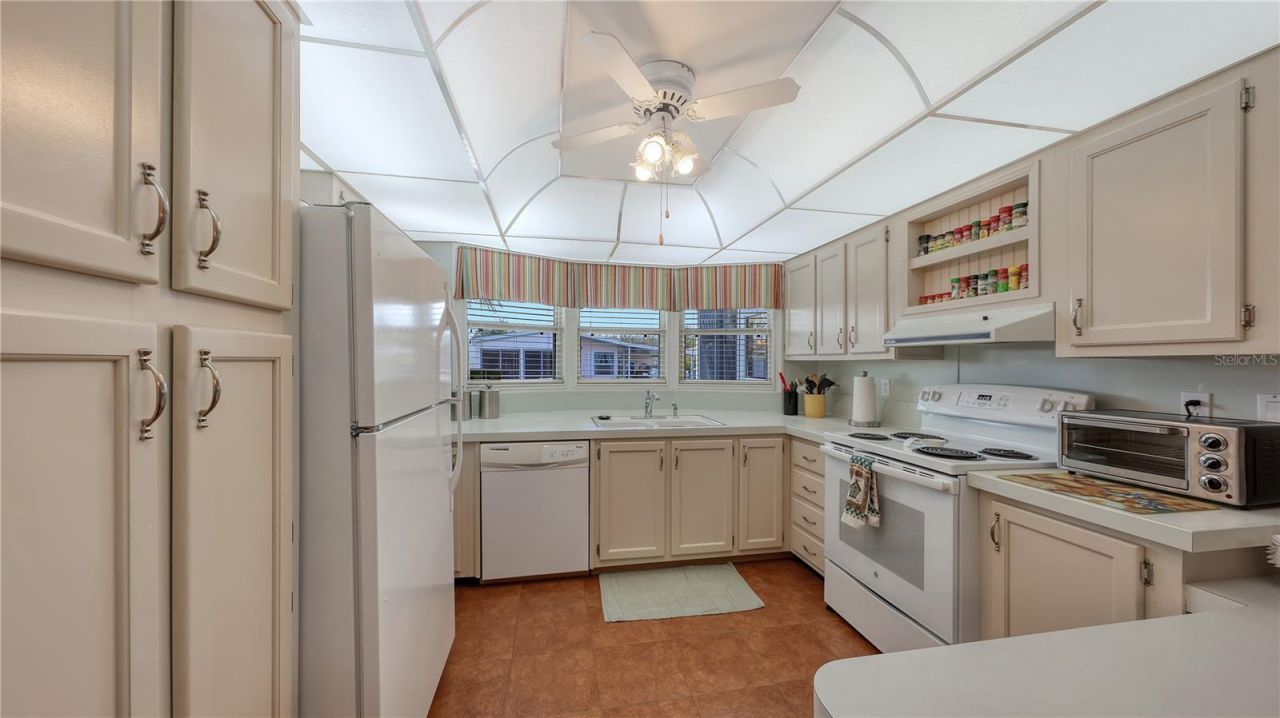 5707 45th Street E, Unit 253, Bradenton, FL 34203 Photo