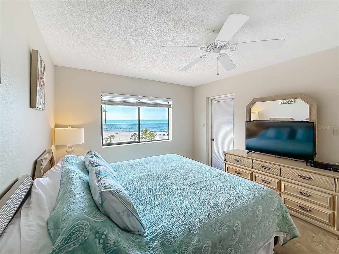 18450 Gulf Boulevard, Unit 401, Indian Shores, FL 33785 Photo