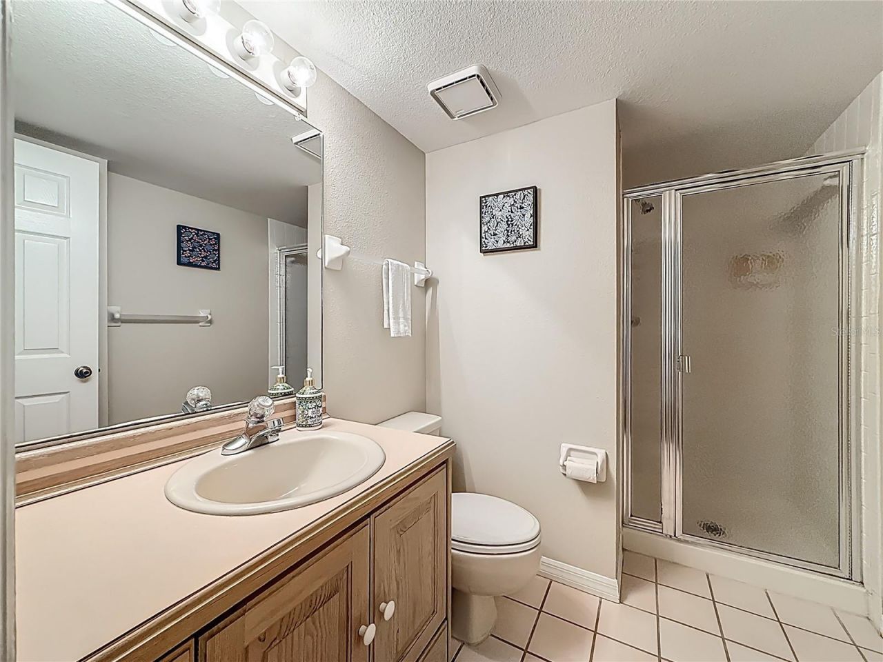 18450 Gulf Boulevard, Unit 401, Indian Shores, FL 33785 Photo