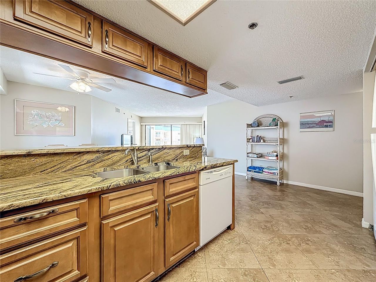 18450 Gulf Boulevard, Unit 401, Indian Shores, FL 33785 Photo
