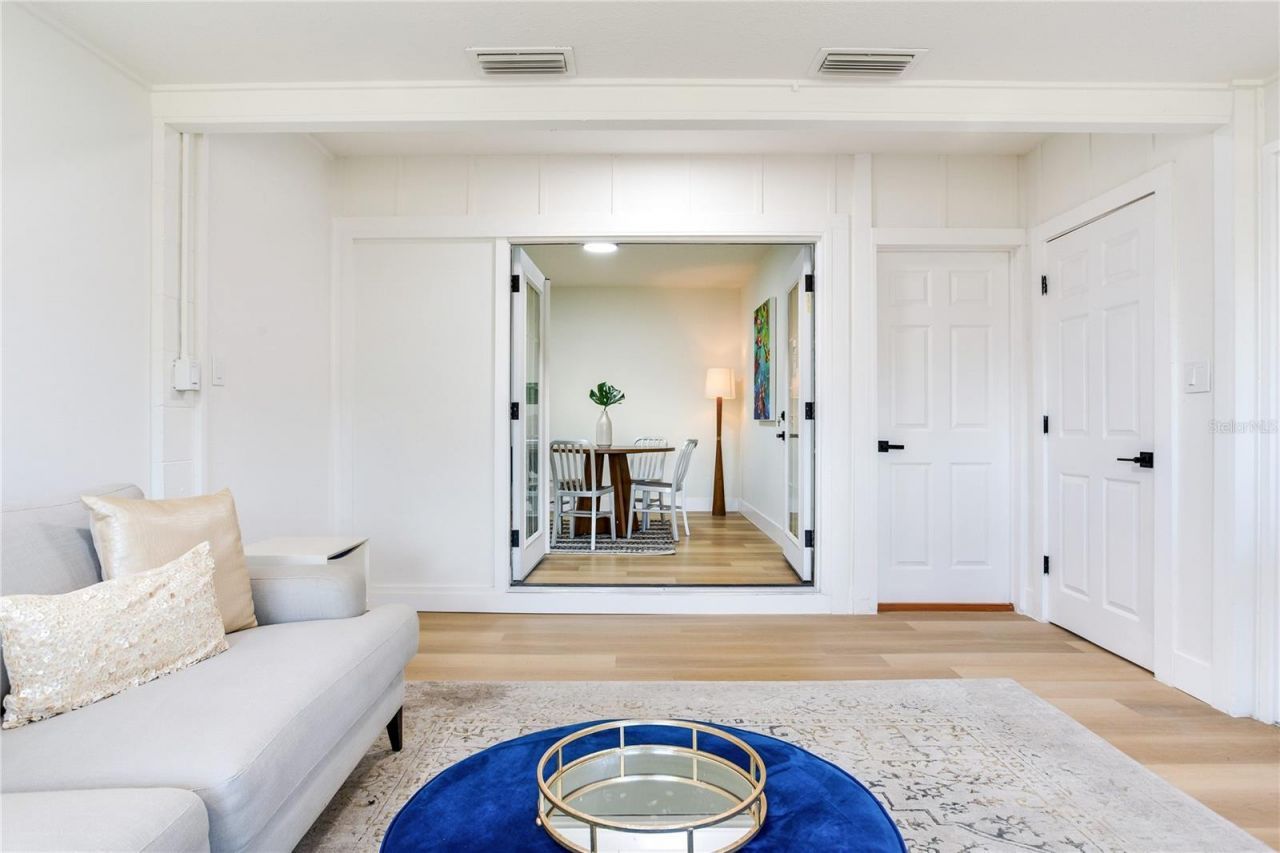 7201 10th Street N, Saint Petersburg, FL 33702 Photo