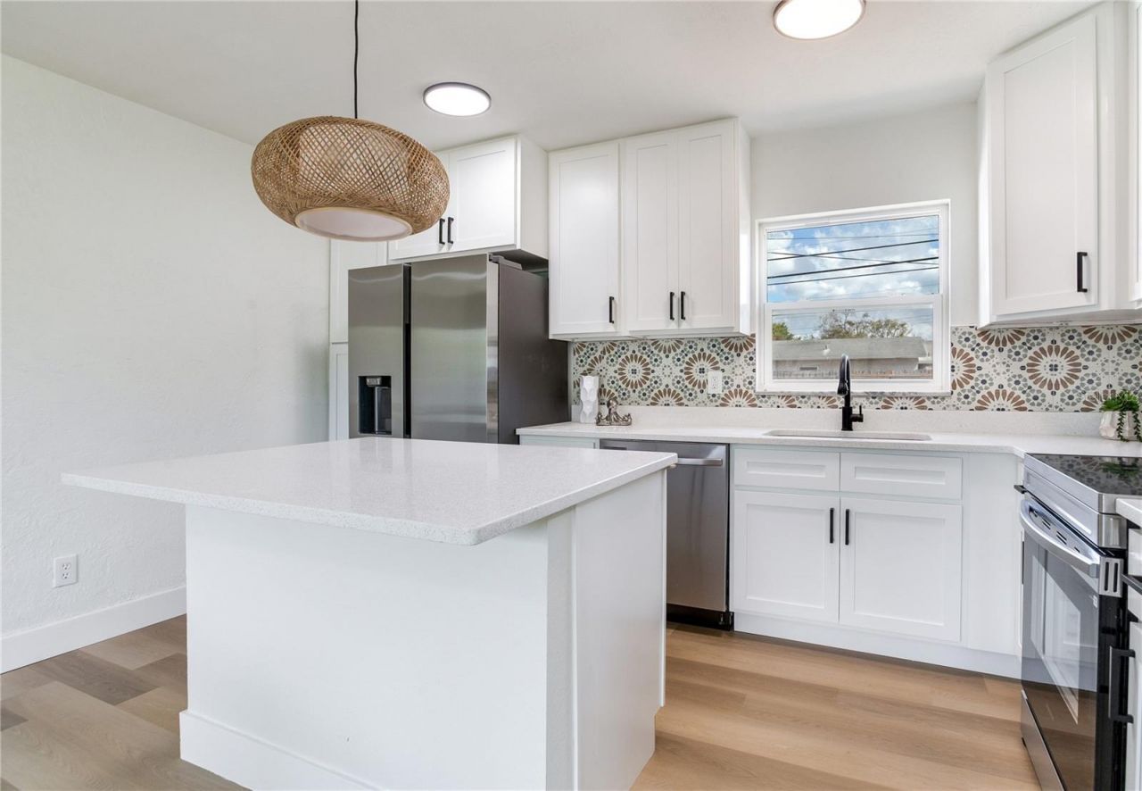 7201 10th Street N, Saint Petersburg, FL 33702 Photo