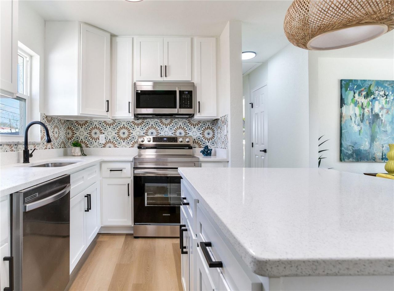 7201 10th Street N, Saint Petersburg, FL 33702 Photo