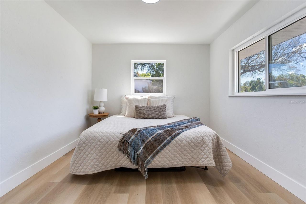 7201 10th Street N, Saint Petersburg, FL 33702 Photo