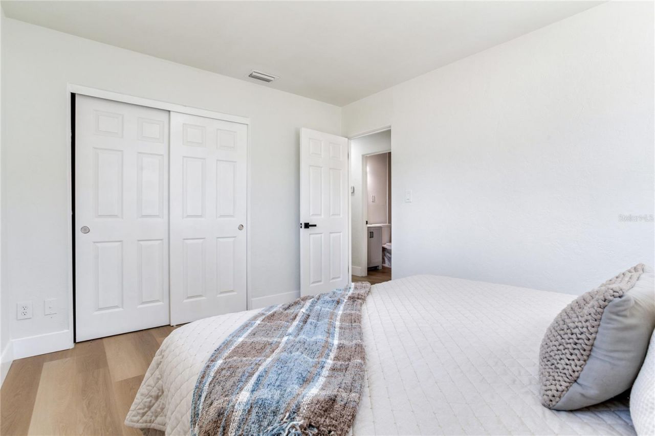 7201 10th Street N, Saint Petersburg, FL 33702 Photo