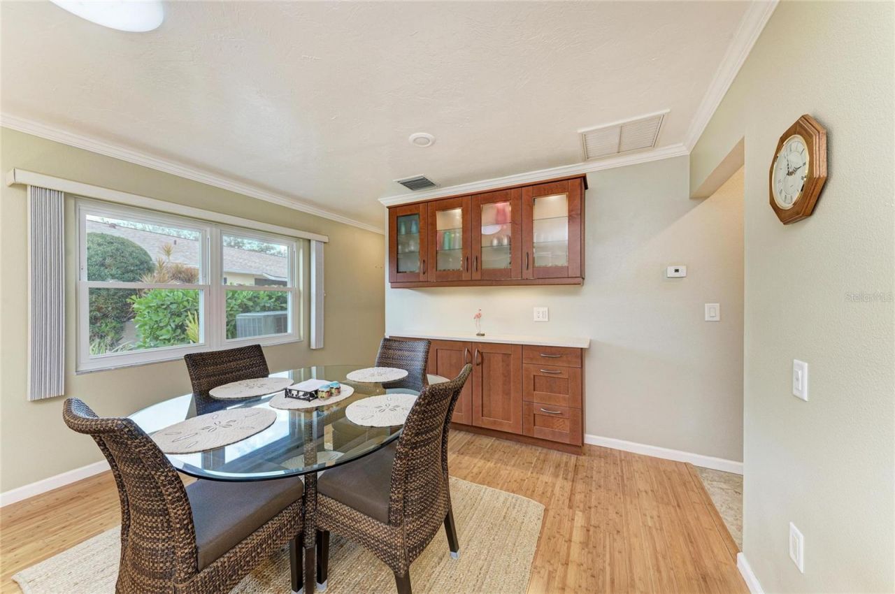 390 301 Boulevard W, Unit 20A, Bradenton, FL 34205 Photo