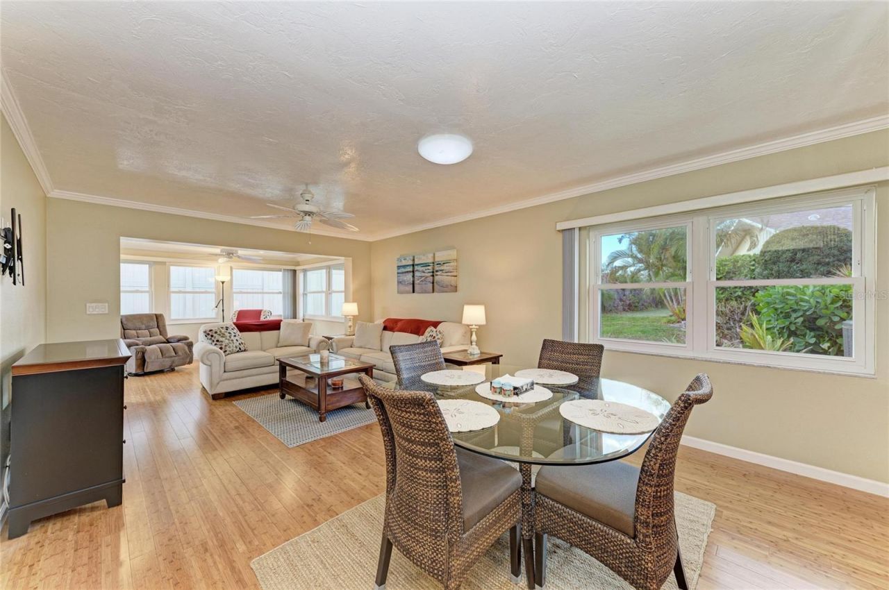 390 301 Boulevard W, Unit 20A, Bradenton, FL 34205 Photo