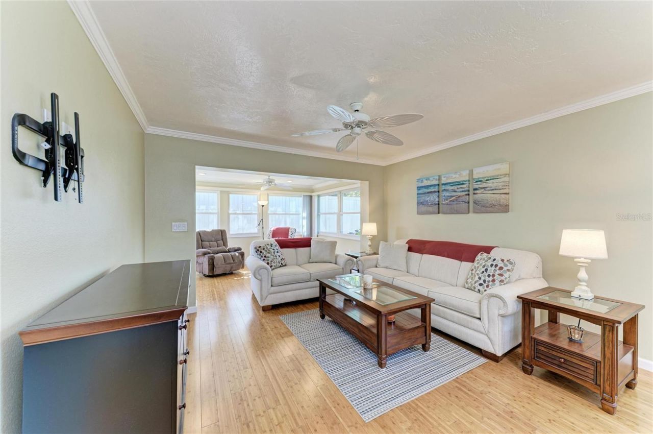 390 301 Boulevard W, Unit 20A, Bradenton, FL 34205 Photo