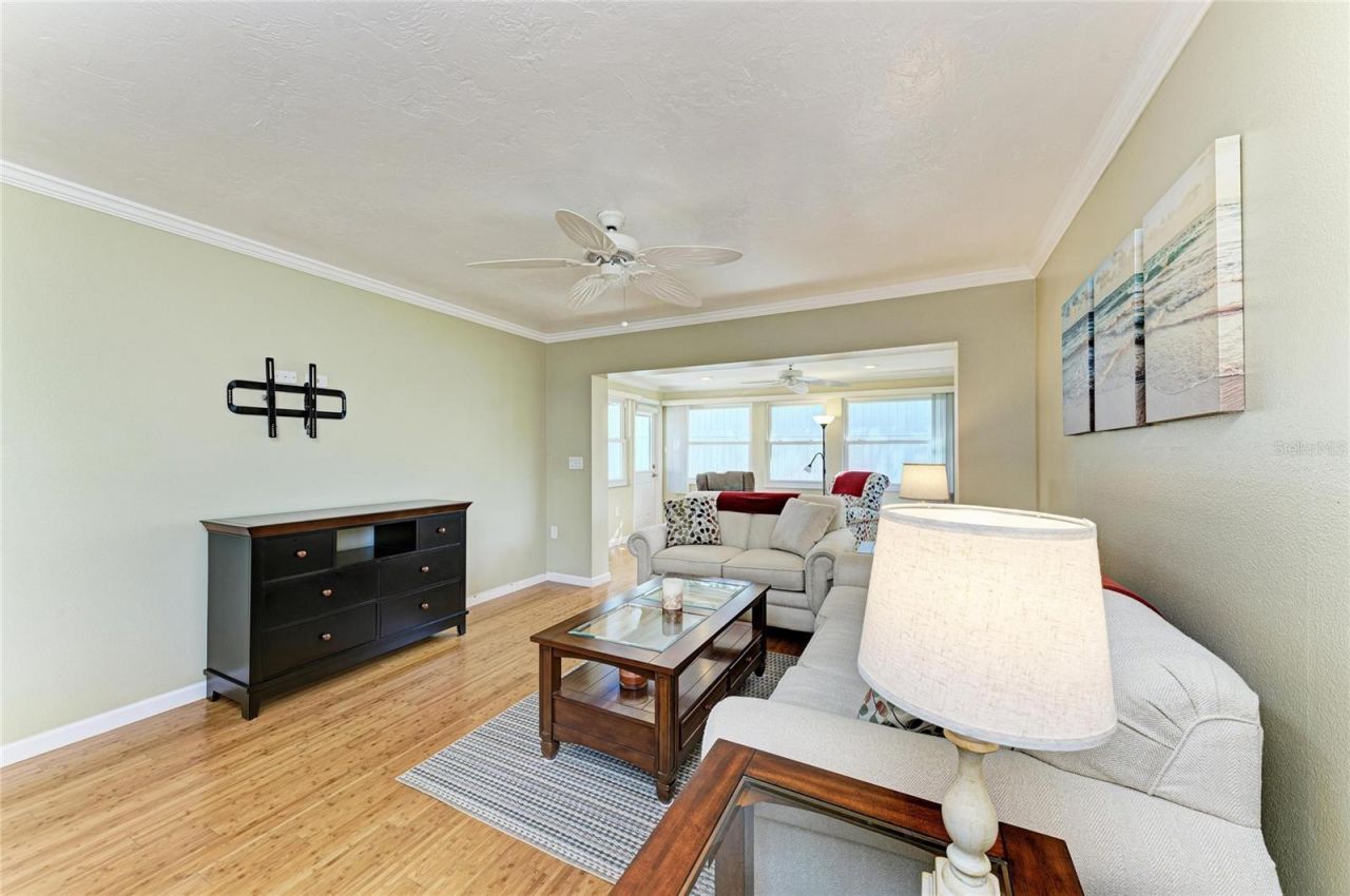 390 301 Boulevard W, Unit 20A, Bradenton, FL 34205 Photo