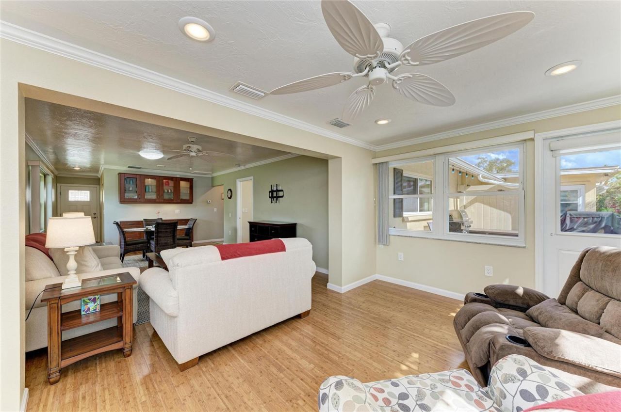 390 301 Boulevard W, Unit 20A, Bradenton, FL 34205 Photo