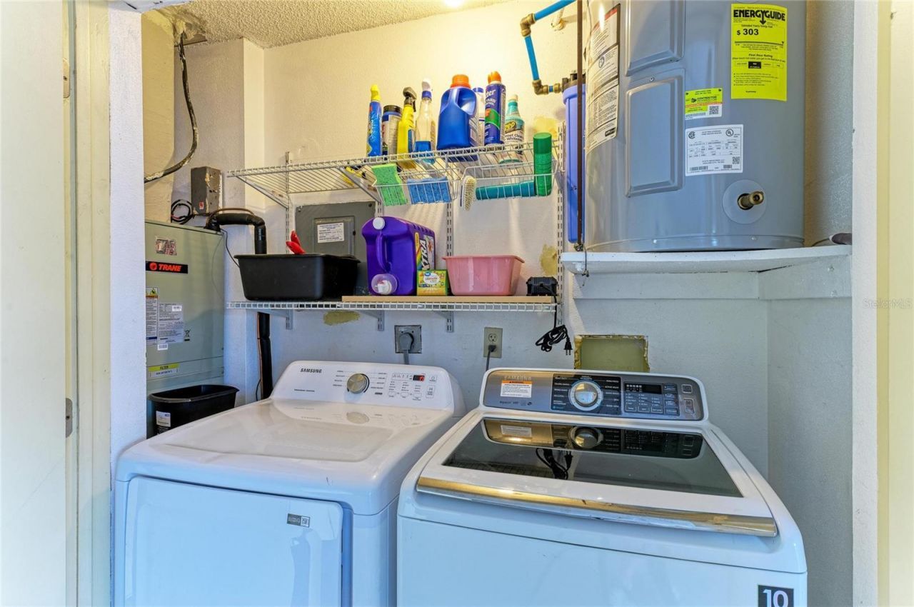 390 301 Boulevard W, Unit 20A, Bradenton, FL 34205 Photo