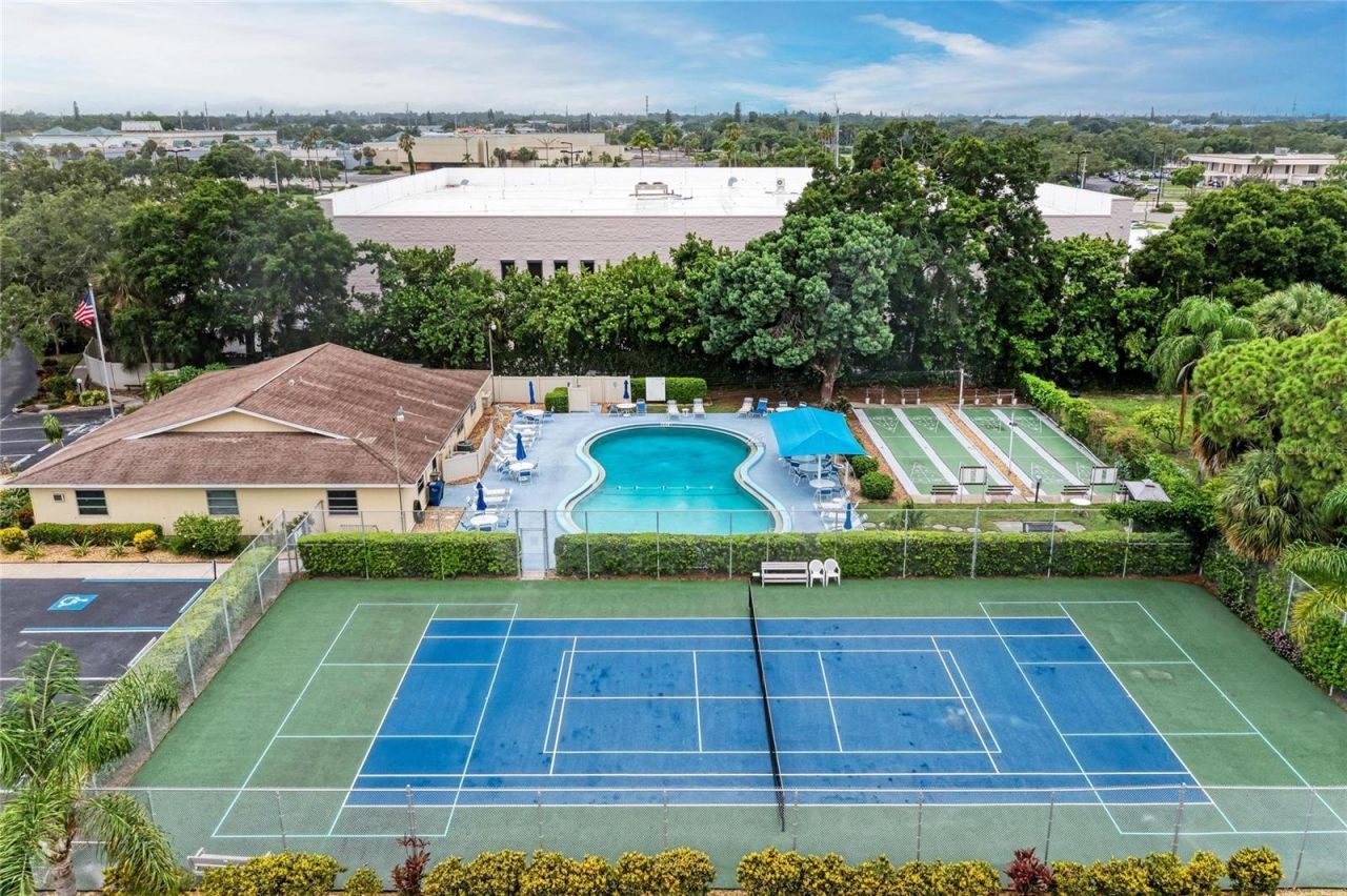 390 301 Boulevard W, Unit 20A, Bradenton, FL 34205 Photo