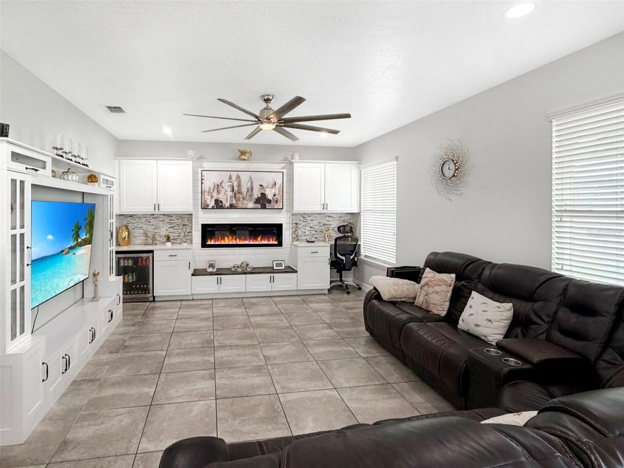 2438 Chateau Loop, Kissimmee, FL 34741 Photo