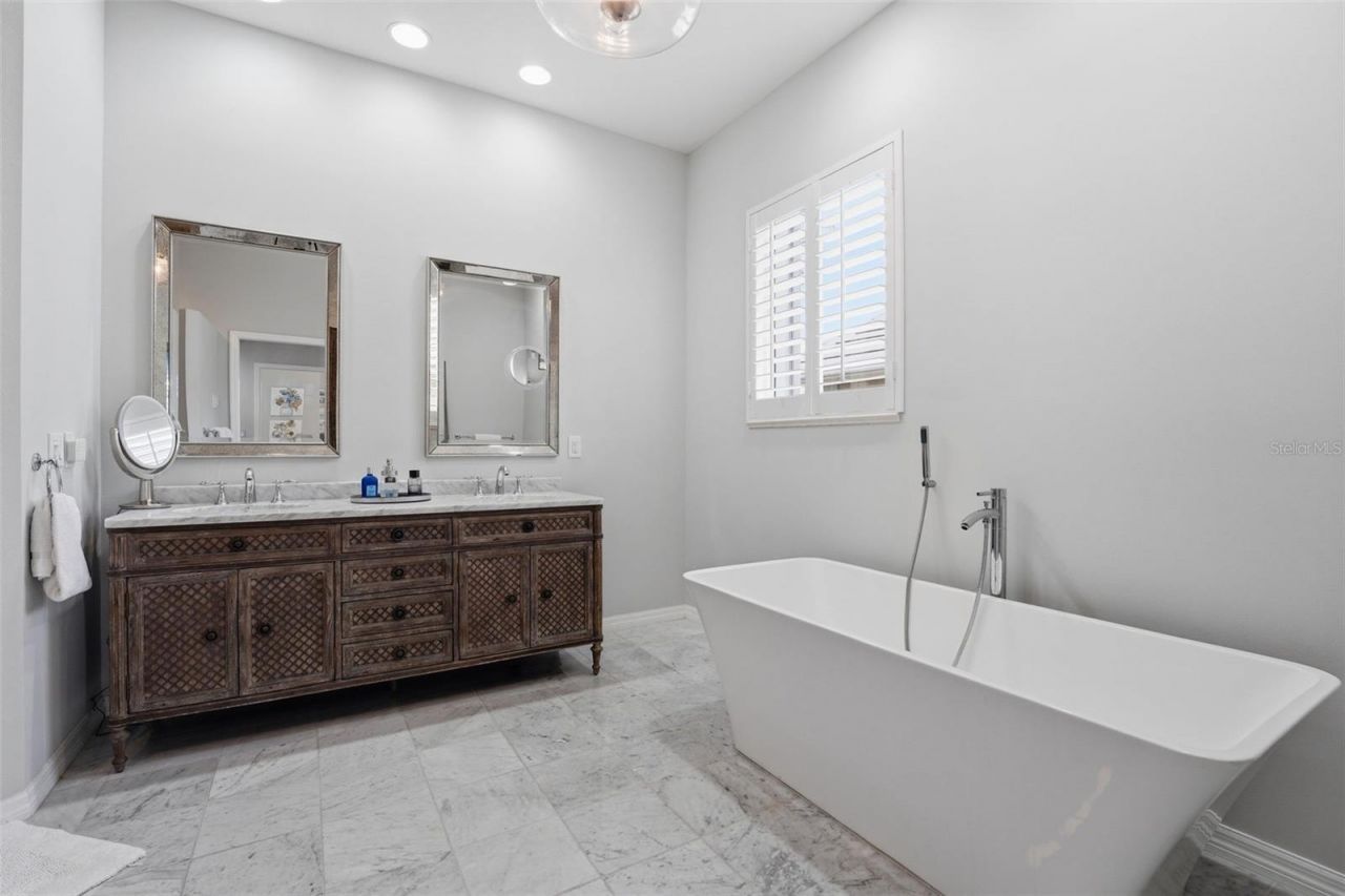 434 Tremingham Way, Venice, FL 34293 Photo