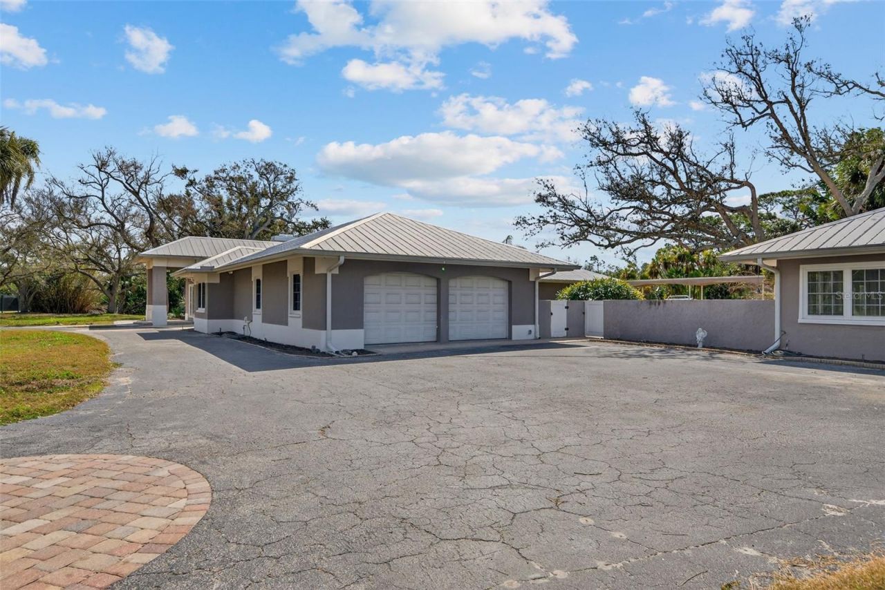 7108 Midnight Pass Road, Sarasota, FL 34242 Photo