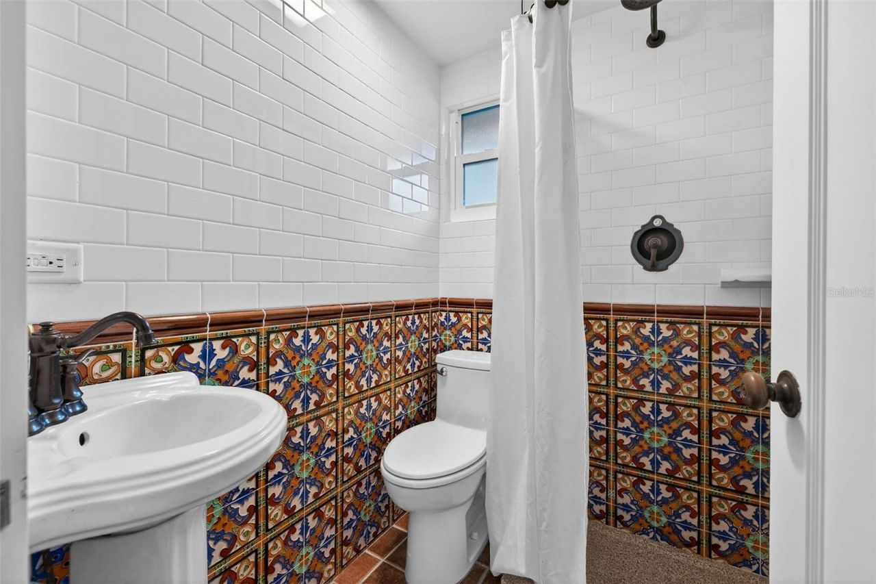 745 16th Avenue Ne, Saint Petersburg, FL 33704 Photo