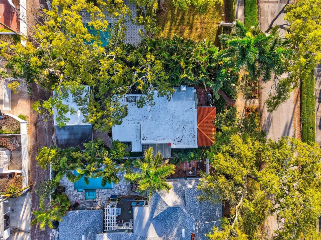 745 16th Avenue Ne, Saint Petersburg, FL 33704 Photo