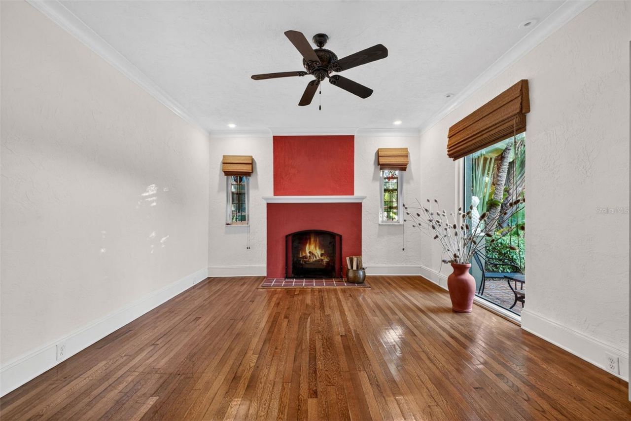 745 16th Avenue Ne, Saint Petersburg, FL 33704 Photo