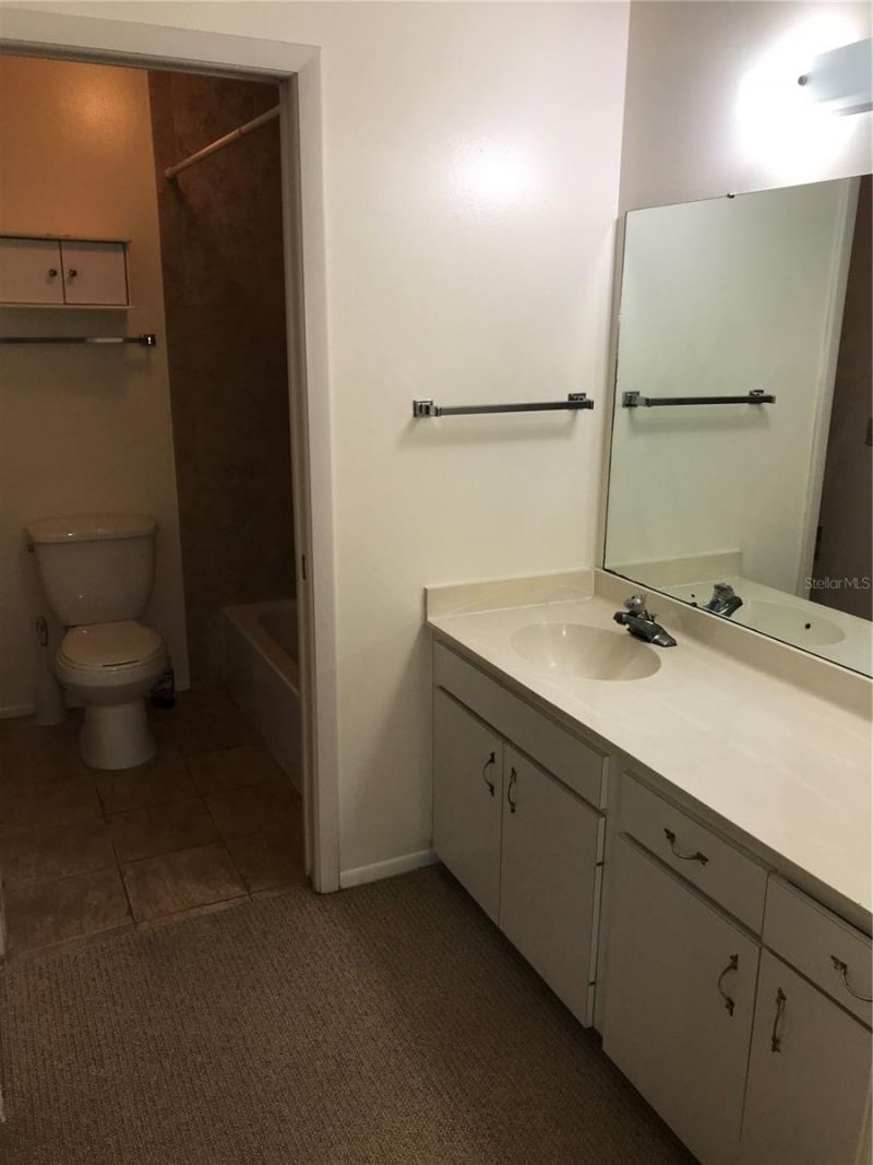 452 Palm Tree Drive, Unit 452, Bradenton, FL 34210 Photo