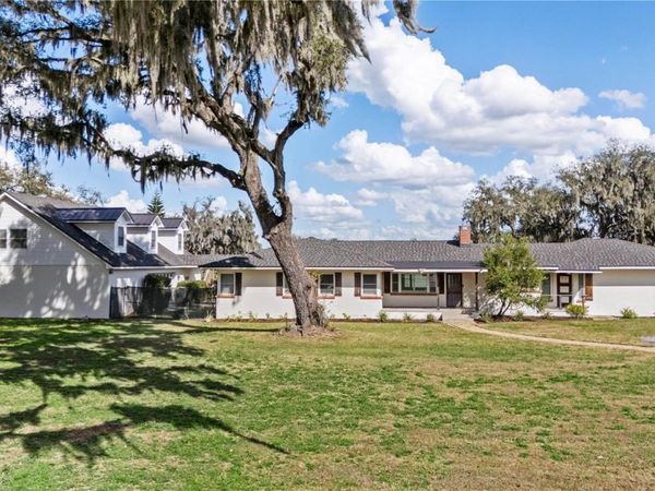 4019 MOORES LAKE ROAD , DOVER, FL 33527