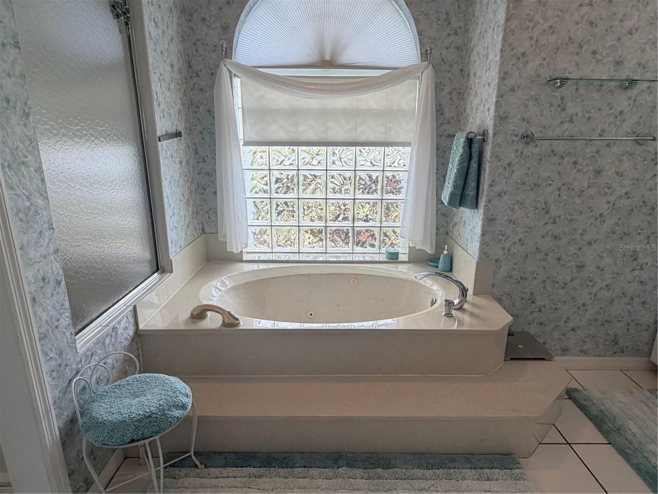 6617 Seven Pines Drive, Bradenton, FL 34203 Photo