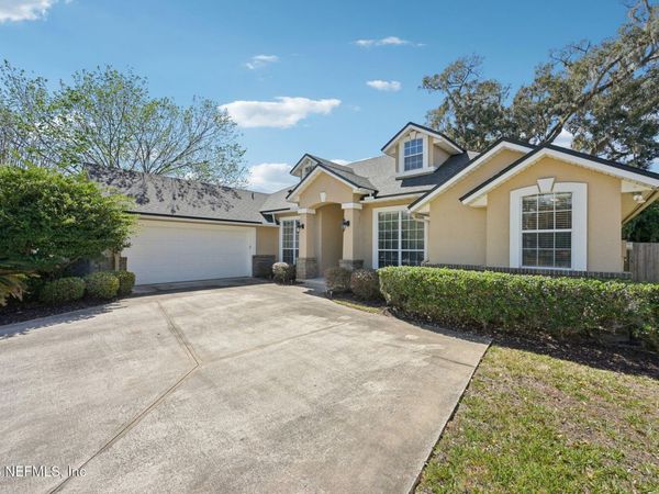 1819 SENTRY OAK Court, Fleming Island, FL 32003