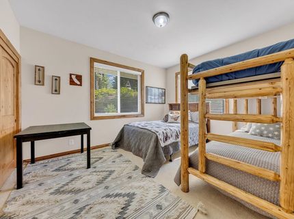 283 Osprey Loop, Lake Almanor, CA 96020 Photo