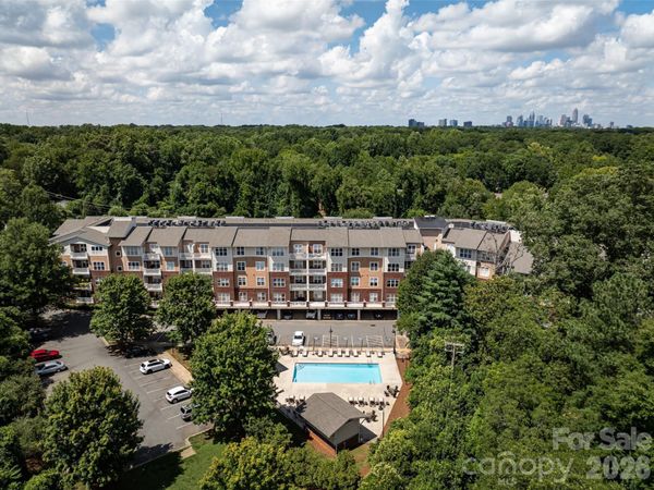 1000 E Woodlawn Road, Unit 311, Charlotte, NC 28209