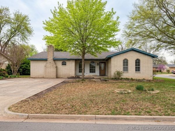 3613 S 116th Avenue , Tulsa, OK 74146
