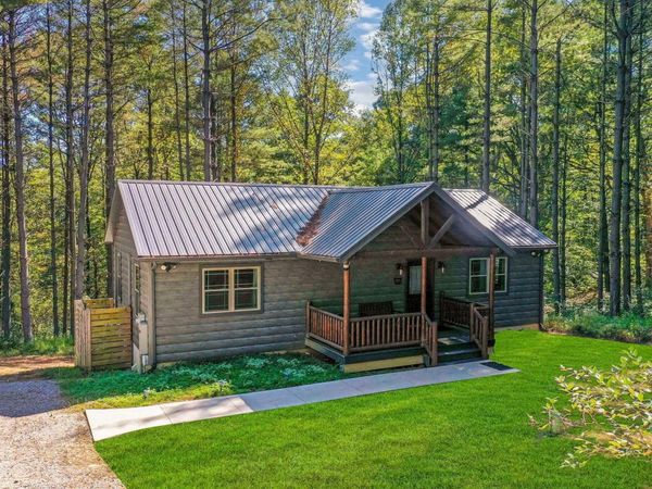 10104 Frasure-Helber Road, Logan, OH 43138