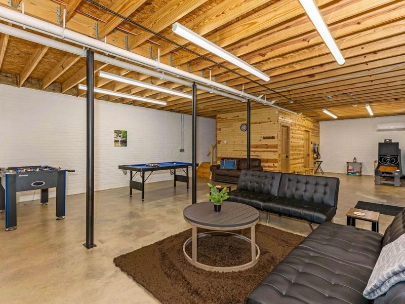 10104 Frasure-Helber Road, Logan, OH 43138 Photo 14