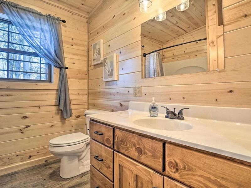 10104 Frasure-Helber Road, Logan, OH 43138 Photo 8