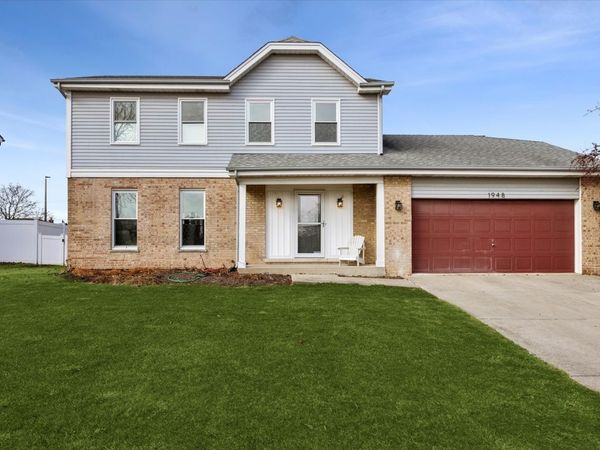 1948 Concord Drive , Downers Grove, IL 60516