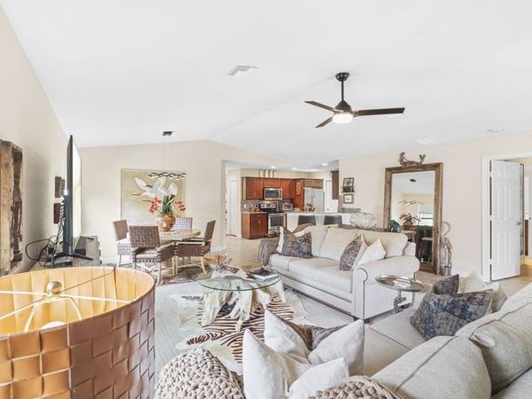 32 Ipanema Way, Fort Pierce, FL 34951