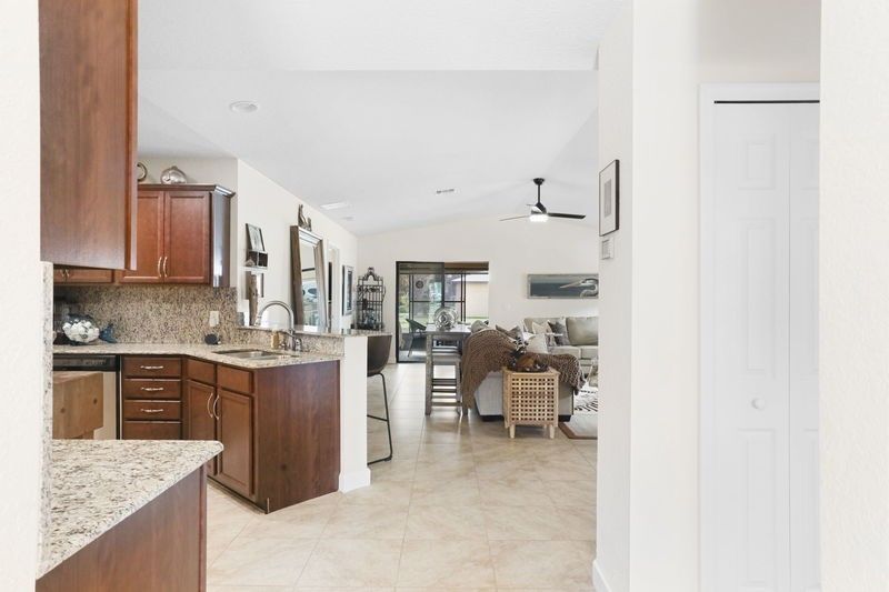 32 Ipanema Way, Fort Pierce, FL 34951 Photo