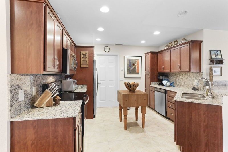 32 Ipanema Way, Fort Pierce, FL 34951 Photo