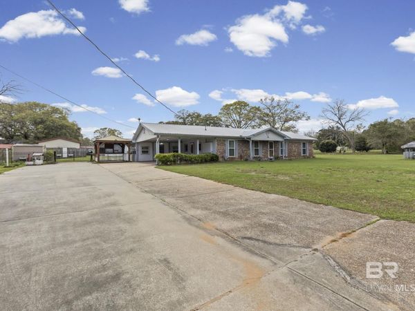 12430 Vanity Court, Irvington, AL 36544