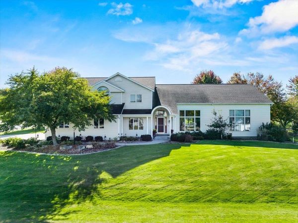 2112 W 3RD STREET, Marshfield, WI 54449