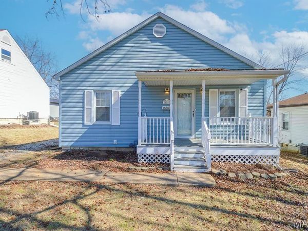 1202 State Street , Collinsville, IL 62234