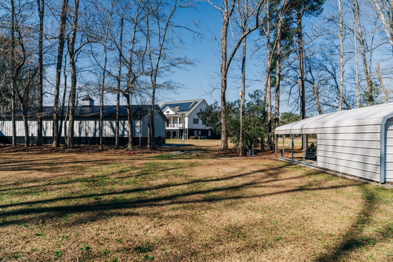 521 Limestone Road Photo 11