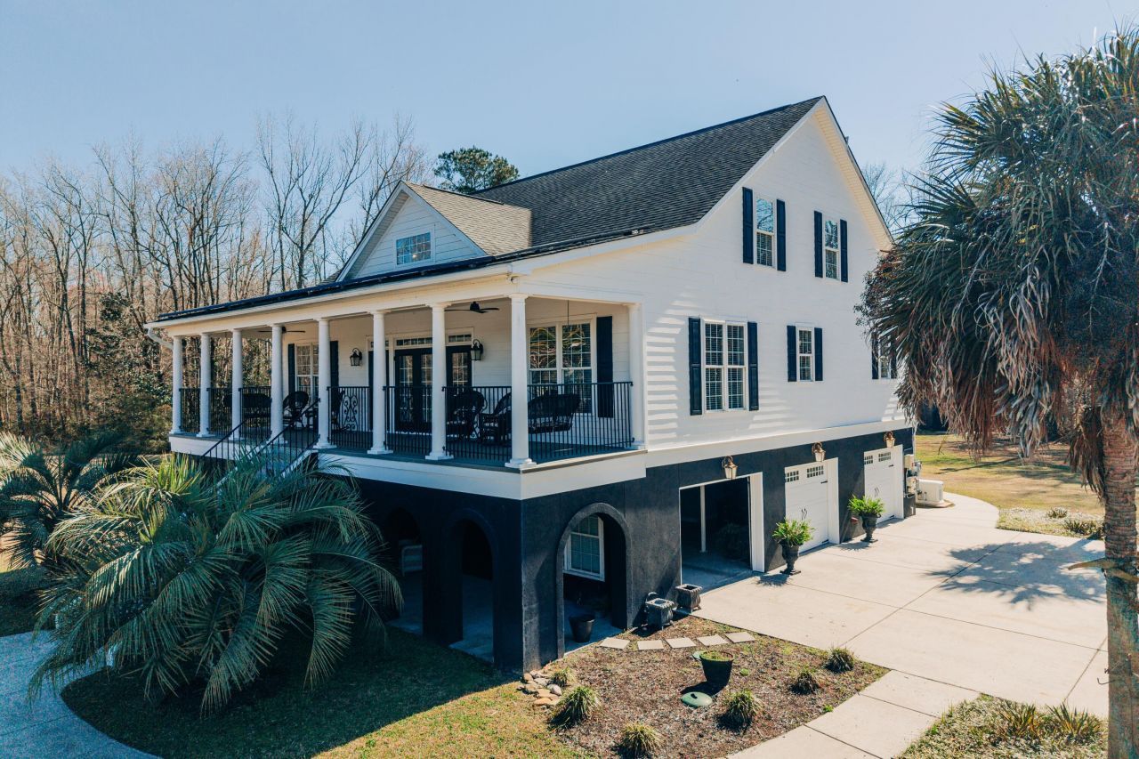 521 Limestone Road Photo 2