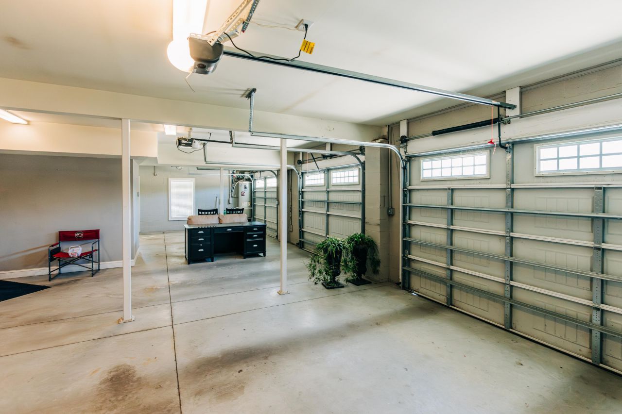 521 Limestone Road Photo 8